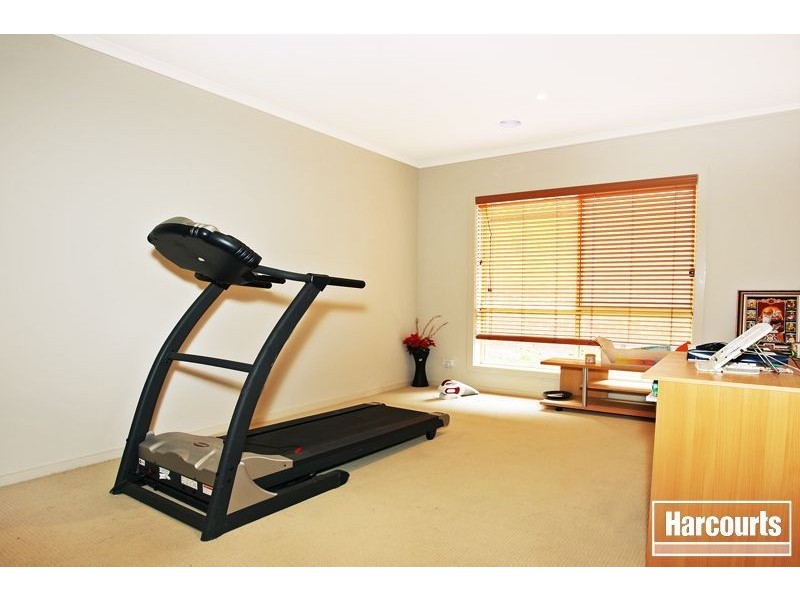 26 Greendale Boulevard, Pakenham VIC 3810