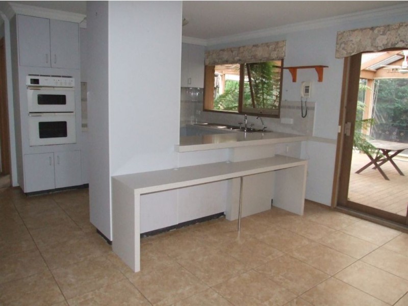 5 Union Avenue, Pakenham VIC 3810