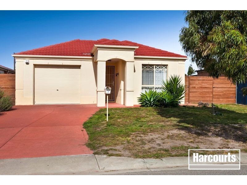 19 Mallee Circuit, Pakenham VIC 3810