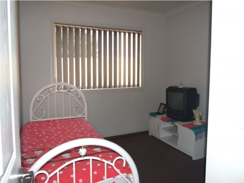 6/2-4 Bluehills Boulevard, Pakenham VIC 3810