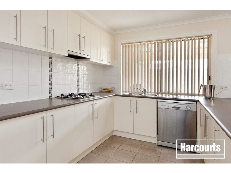 55 Balmoral Way, Pakenham VIC 3810