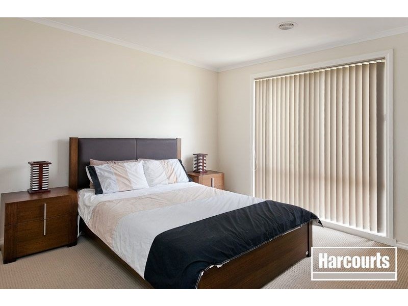 55 Balmoral Way, Pakenham VIC 3810