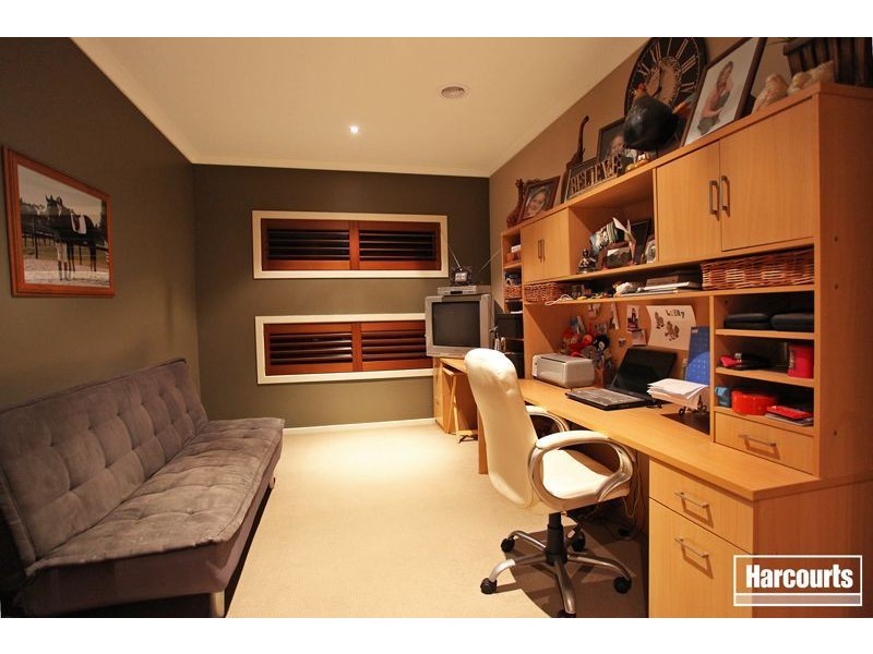 7 Withers Court, Pakenham VIC 3810