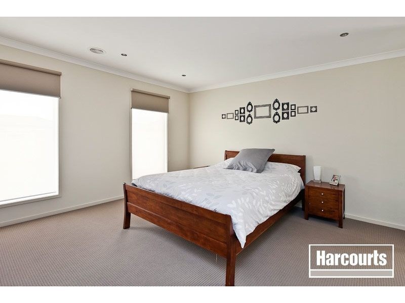 17 Marquis Court, Pakenham VIC 3810