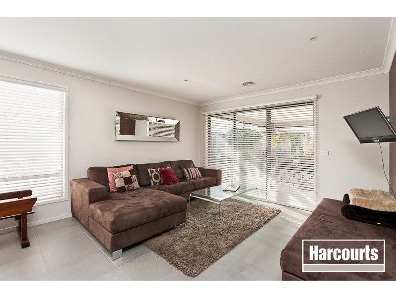 20 Lucerne Circuit, Pakenham VIC 3810