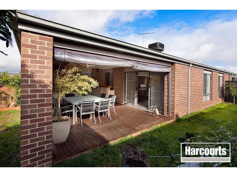 20 Lucerne Circuit, Pakenham VIC 3810