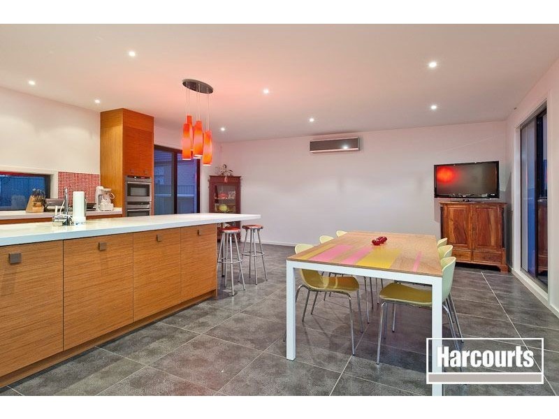 21 Cormorant Parade, Pakenham VIC 3810