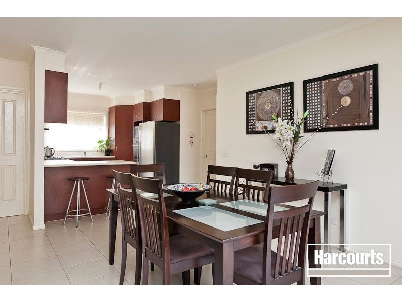 10/11 King Street, Pakenham VIC 3810