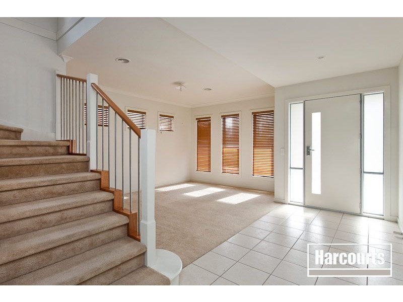 28 Kilburn Place, Pakenham VIC 3810