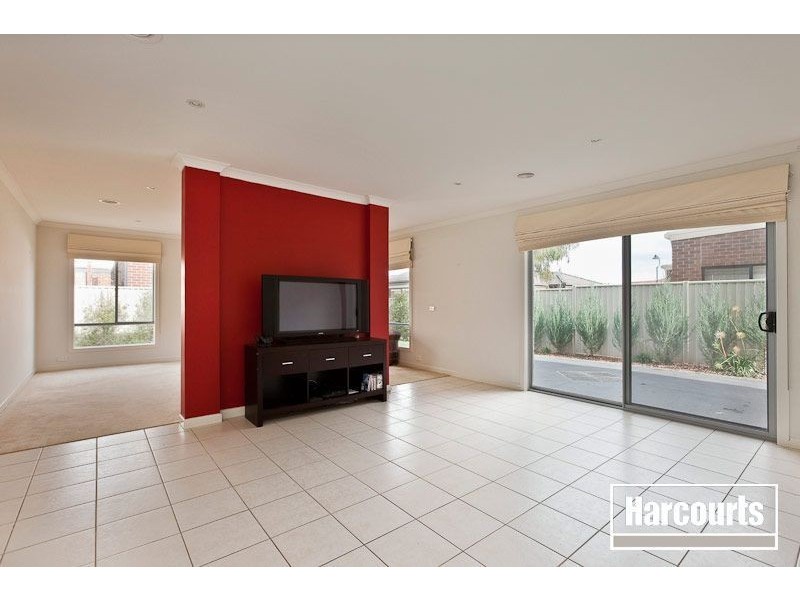 28 Kilburn Place, Pakenham VIC 3810