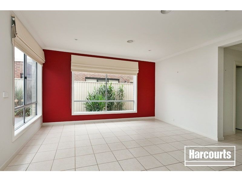 28 Kilburn Place, Pakenham VIC 3810
