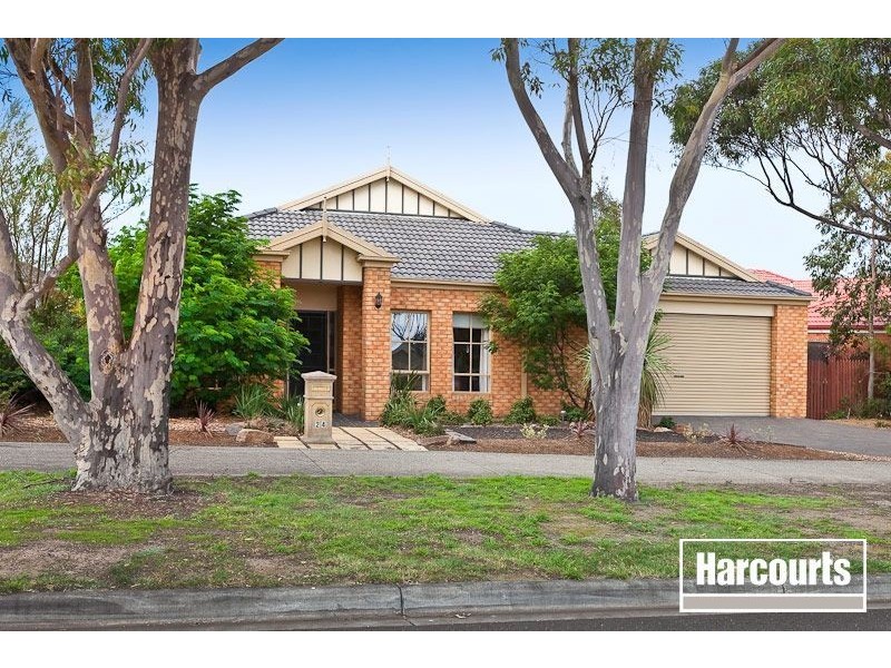 24 Arbour Rise, Pakenham VIC 3810
