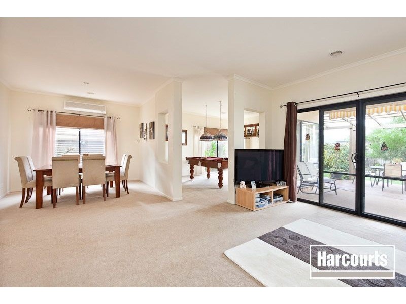 24 Arbour Rise, Pakenham VIC 3810