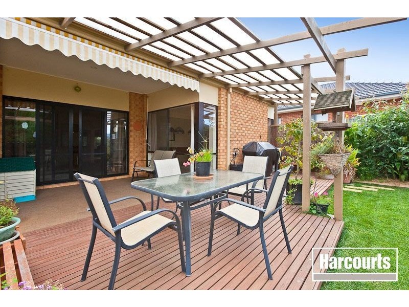 24 Arbour Rise, Pakenham VIC 3810