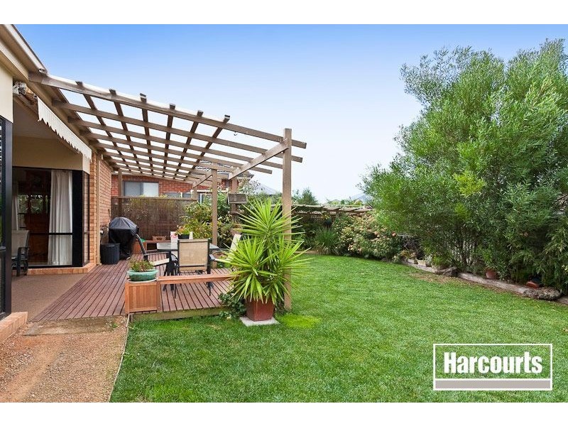 24 Arbour Rise, Pakenham VIC 3810