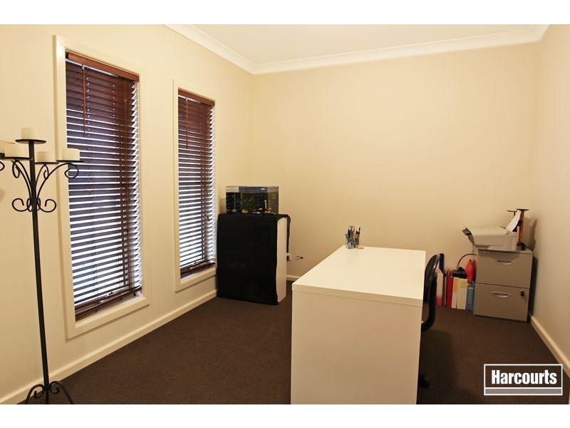 53 Banjo Patterson Drive, Pakenham VIC 3810