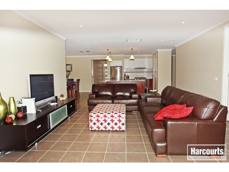 3 Bailey Place, Pakenham VIC 3810