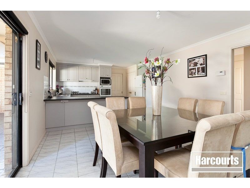 7 Ashwood Grove, Pakenham VIC 3810