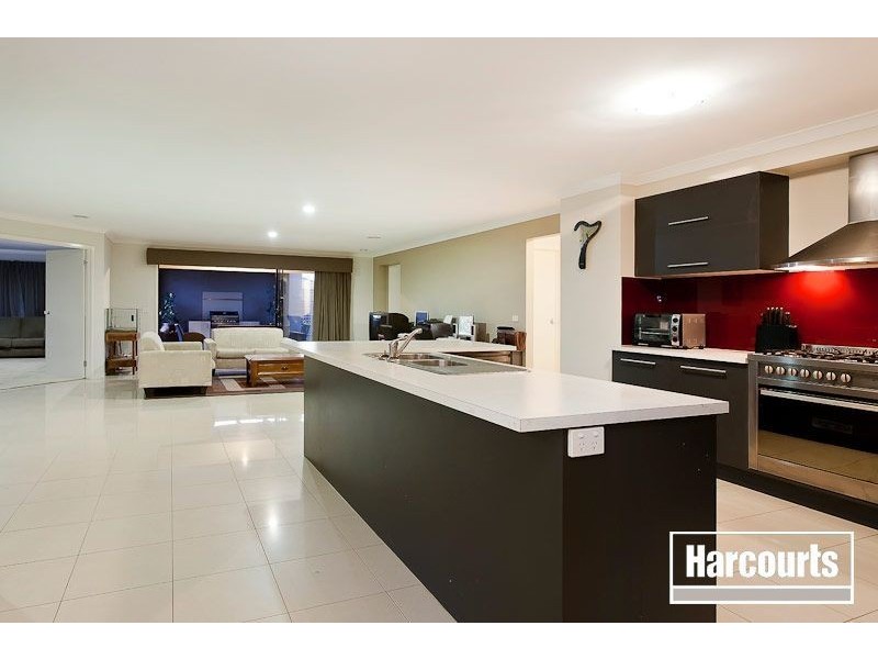 4 Mallee Circuit, Pakenham VIC 3810