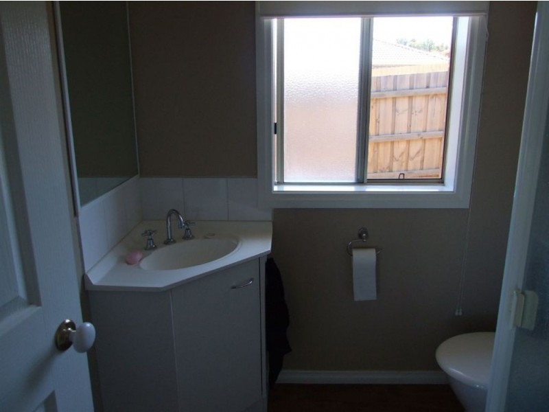 9 Wallangara Drive, Pakenham VIC 3810