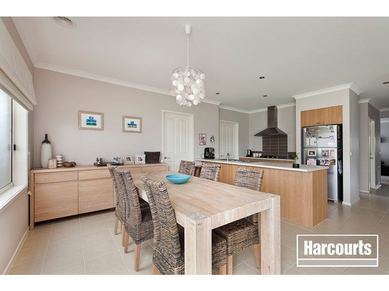 14 Seville Street, Pakenham VIC 3810