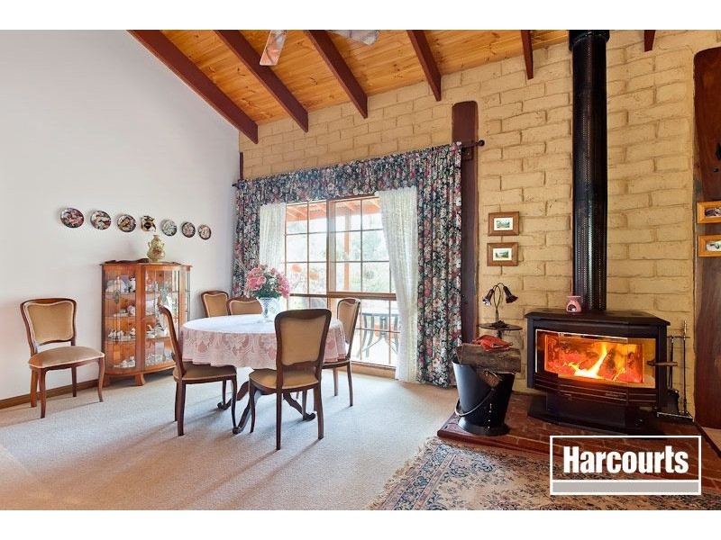 250 Gordon Road, Pakenham Upper VIC 3810