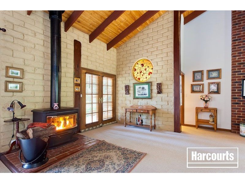 250 Gordon Road, Pakenham Upper VIC 3810