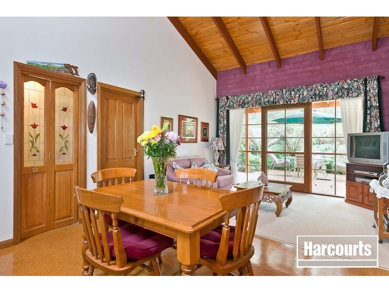 250 Gordon Road, Pakenham Upper VIC 3810