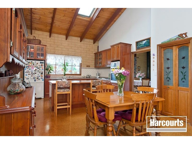 250 Gordon Road, Pakenham Upper VIC 3810