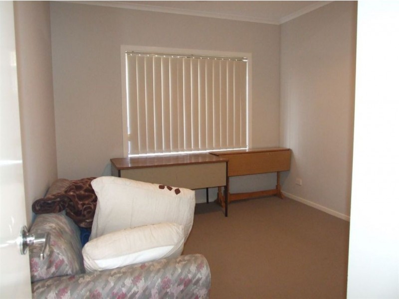 15 Sandpiper Close, Pakenham VIC 3810