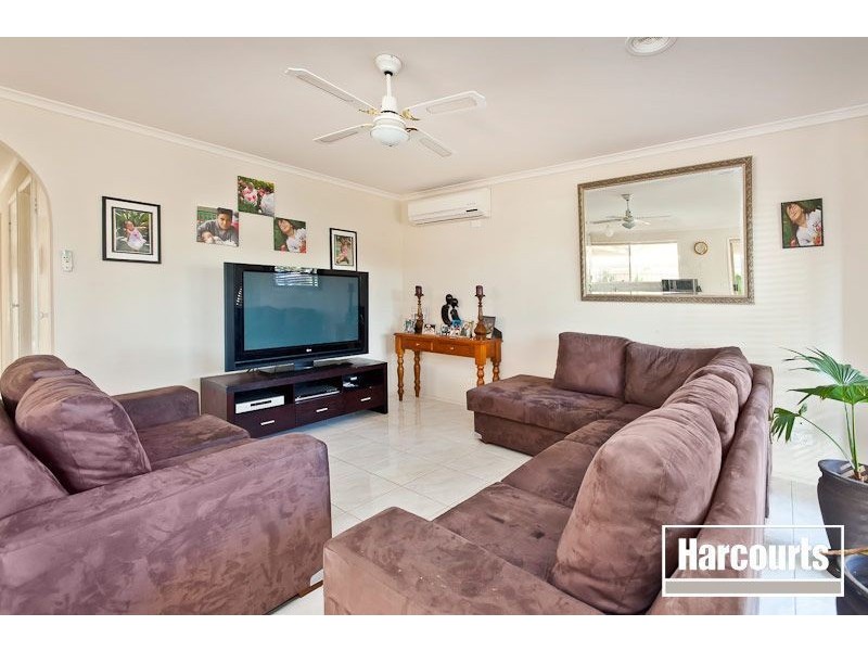 25 McMaster Court, Pakenham VIC 3810