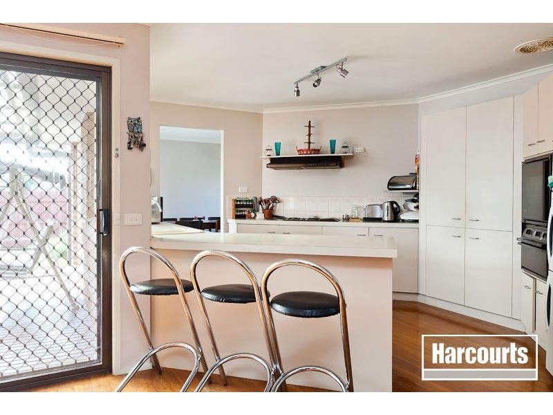 2 Ashfield Drive, Berwick VIC 3806
