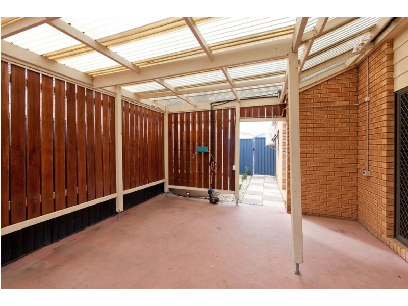 6 Paperbark Drive, Pakenham VIC 3810