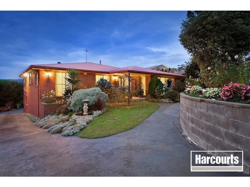 31 Highland Drive, Pakenham VIC 3810