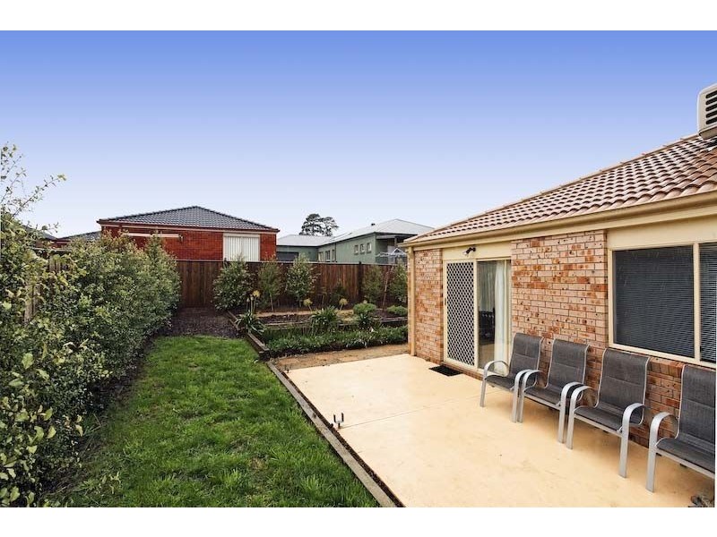 18 Mikasa Place, Pakenham VIC 3810