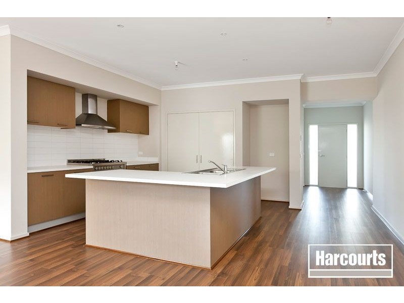 6 Goulburn Place, Pakenham VIC 3810