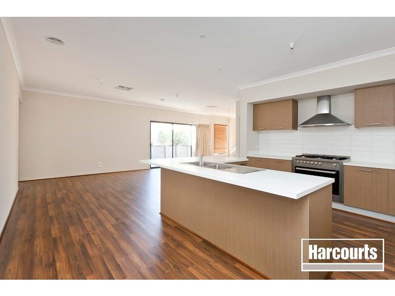 6 Goulburn Place, Pakenham VIC 3810