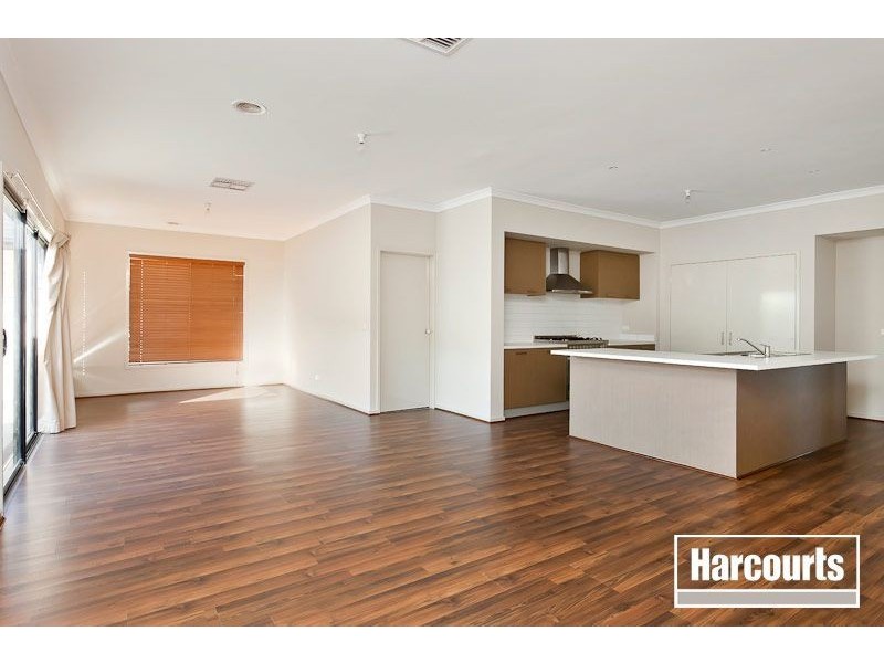 6 Goulburn Place, Pakenham VIC 3810