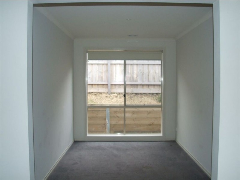 47 Manna Gum Drive, Pakenham VIC 3810