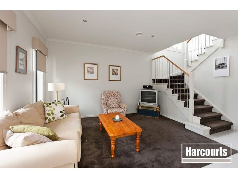 11 Egret Way, Pakenham VIC 3810