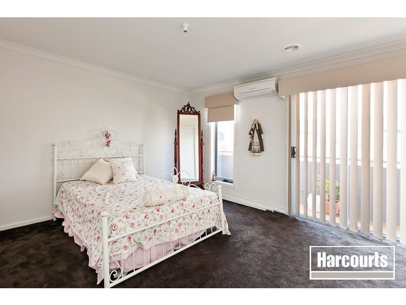 11 Egret Way, Pakenham VIC 3810