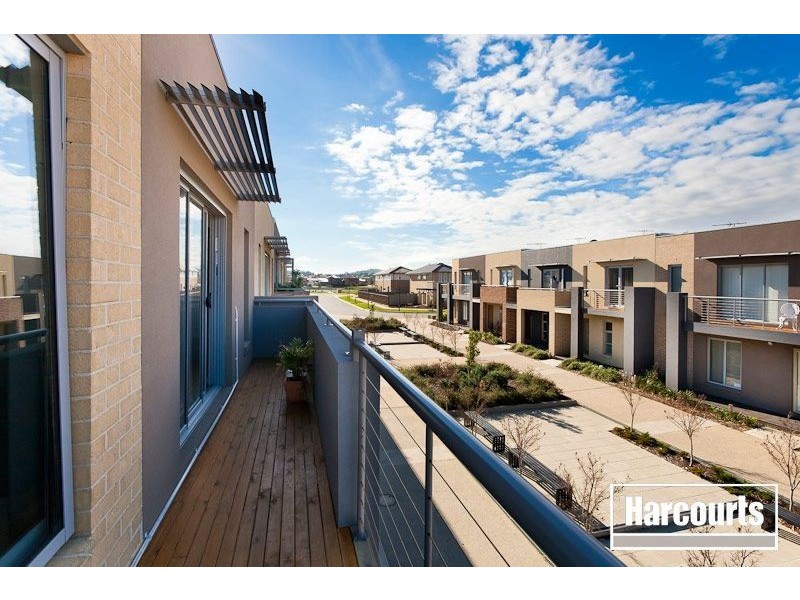 11 Egret Way, Pakenham VIC 3810