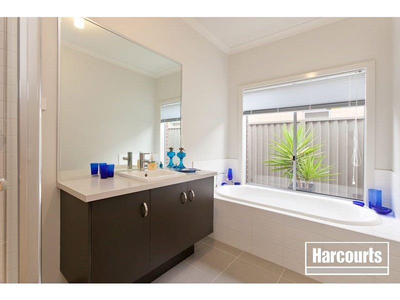 22 Ibis Close, Pakenham VIC 3810