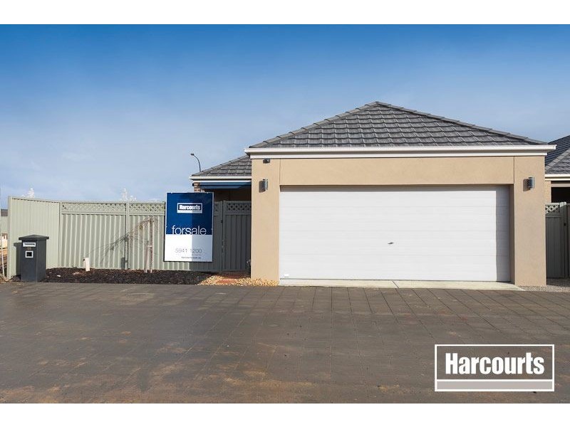 22 Ibis Close, Pakenham VIC 3810