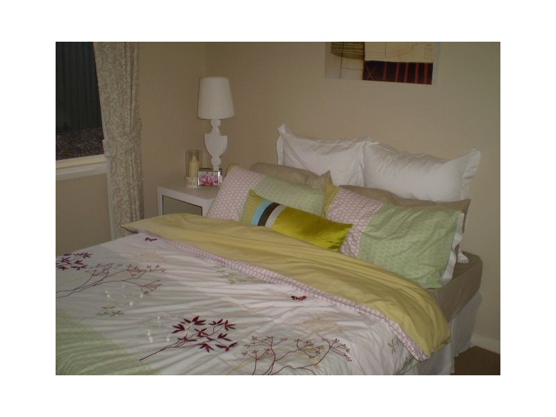 32 Wild Cherry Avenue, Pakenham VIC 3810