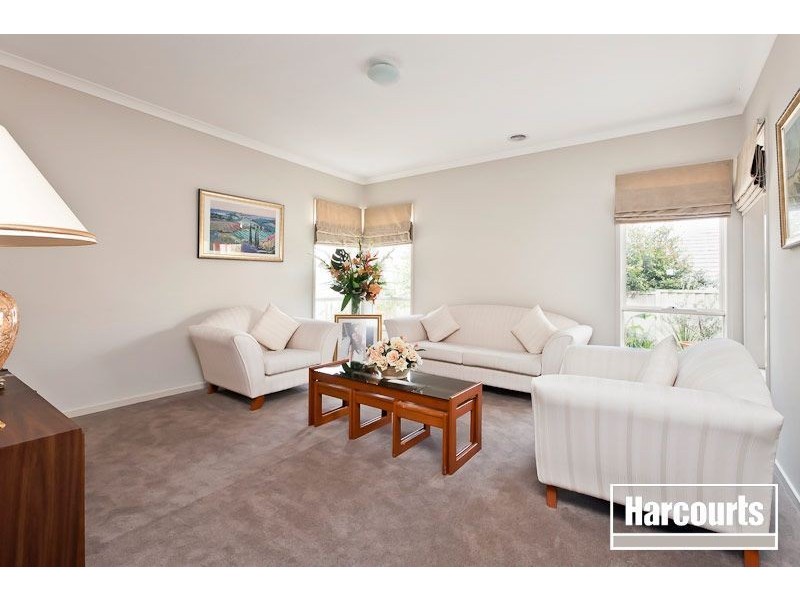 7 Goulburn Place, Pakenham VIC 3810