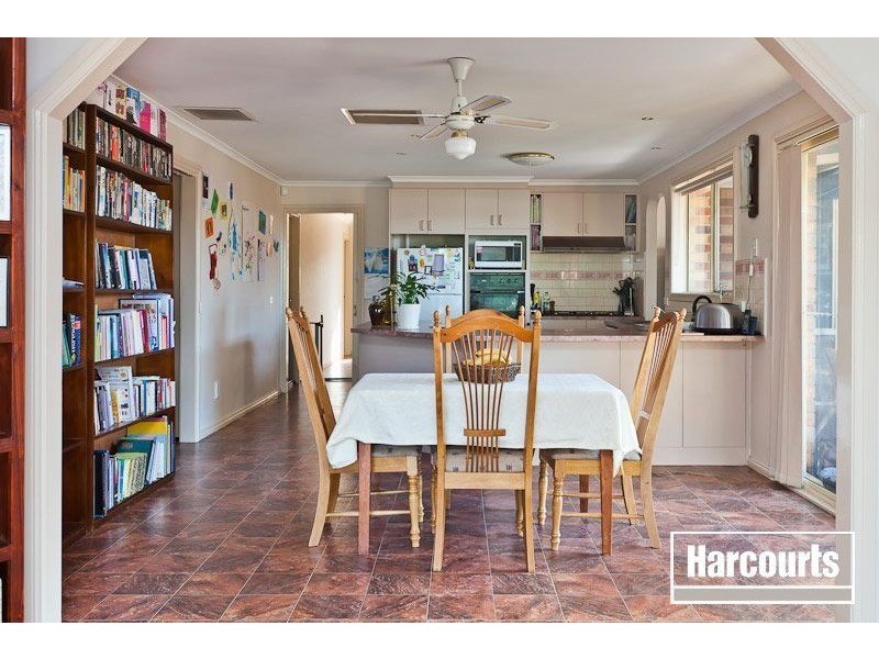 23 Union Avenue, Pakenham VIC 3810