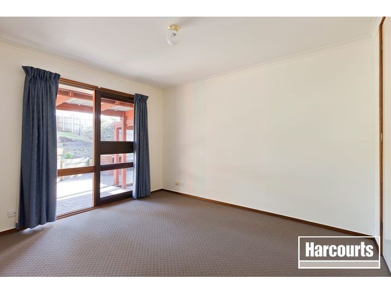 143 Duncan Drive, Pakenham VIC 3810