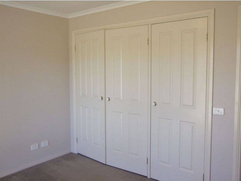 2 Silver Gum Drive, Pakenham VIC 3810