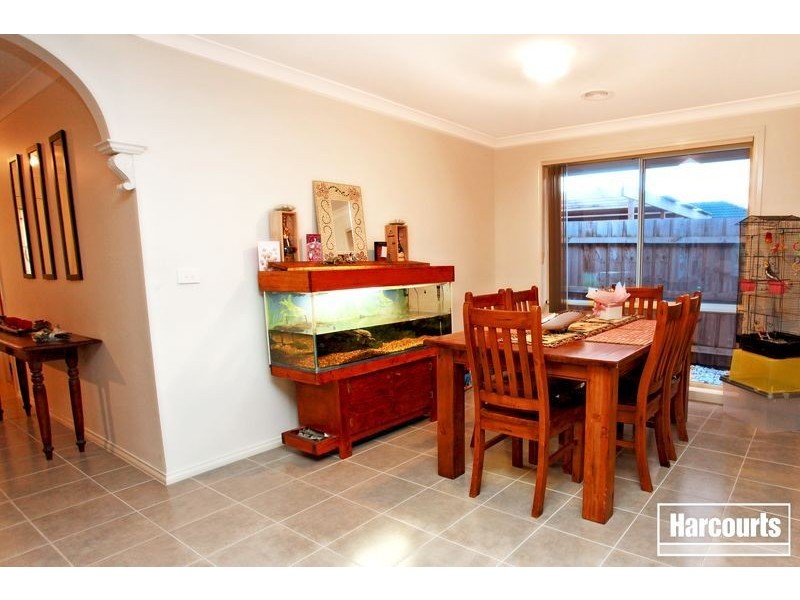 2 Streeton Court, Pakenham VIC 3810